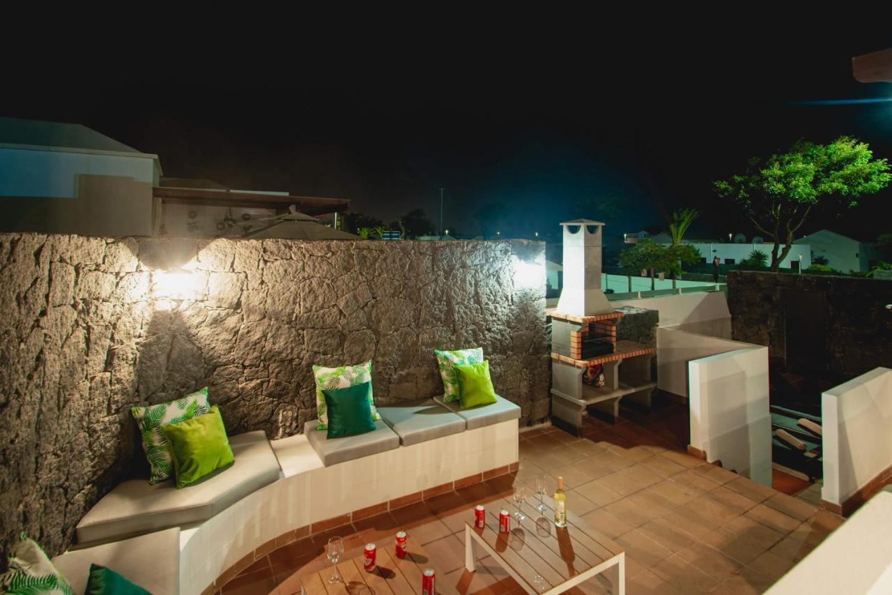 Stylish 6 Bedroom Villa Princesa - Hot Tub - Heated Pool - Near Beach & Waterparks Playa Blanca  Eksteriør bilde
