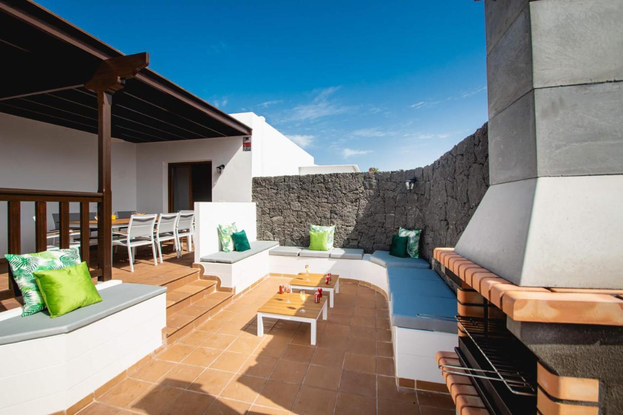 Stylish 6 Bedroom Villa Princesa - Hot Tub - Heated Pool - Near Beach & Waterparks Playa Blanca  Eksteriør bilde